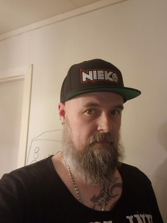 Nieko Snapback Hat